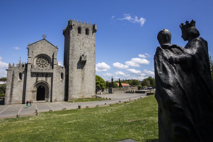 Visita à Igreja do Mosteiro de Leça do Balio dá início ao Moontosinhos 2019