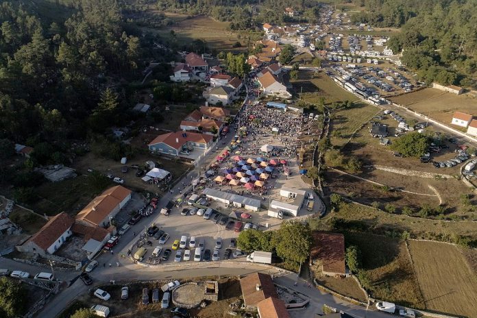 Aldeia da Barrenta reúne mais de 400 tocadores de concertina