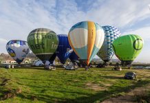 Festival de Balonismo Coruche com maior balão de ar quente comercial do mundo