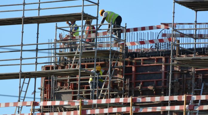 União Europeia quer criar novas regras para proteger produção siderúrgica União Europeia quer criar novas regras para proteger produção siderúrgica