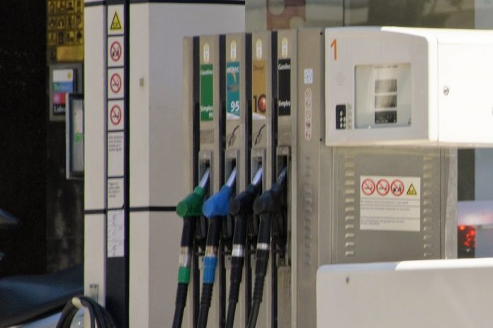 Preço do gasóleo desce 12 cêntimos a partir de 4 de abril
