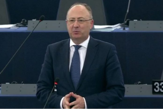 Parlamento Europeu levanta imunidade a José Manuel Fernandes