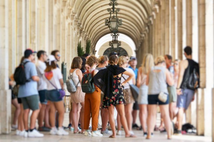 Turistas aumentam 9,7 por cento em junho