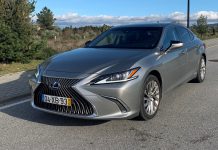 O Lexus ES300h em ensaio