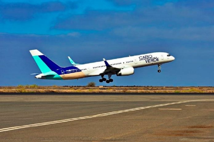 Viajar na Cabo Verde Airlines e Africa World Airlines com um único bilhete
