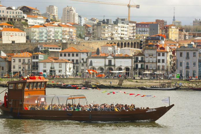 Comissão Europeia aprova apoio de 400M€ a empresas portuguesas afetadas pela COVID-19