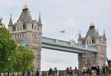 Reino Unido considera inaceitável e preocupante a detenção de duas deputadas britânicas em Israel