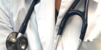 Dispositivo vestível que monitora continuamente níveis de cetona e de glicose no sangue passa a ser uma opção real Dispositivo vestível que monitora continuamente níveis de cetona e de glicose no sangue passa a ser uma opção real