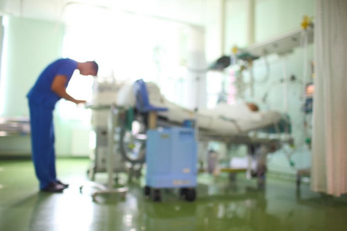 Novas terapêuticas para a COVID-19 colocam em risco a vida do paciente Novas terapêuticas para a COVID-19 colocam em risco a vida do paciente