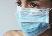 Especialistas em saúde pública insistem no uso de máscaras nas unidades de saúde