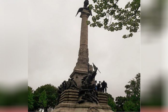 Associações querem monumento da rotunda da Boavista, no Porto, classificado