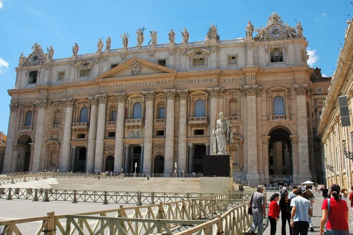 Celebrações da Pascoa em direto da Praça São Pedro em Roma