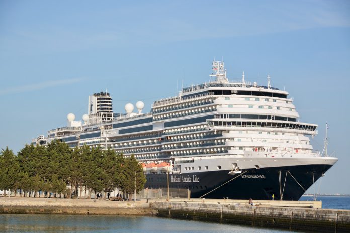 Lisboa começa a cobrar taxa turística a passageiros de cruzeiros