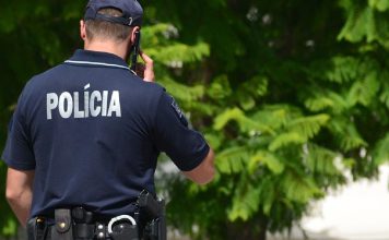 Comissão Europeia dá dois meses a Portugal para transpor Diretiva sobre intercâmbio de informações entre polícias