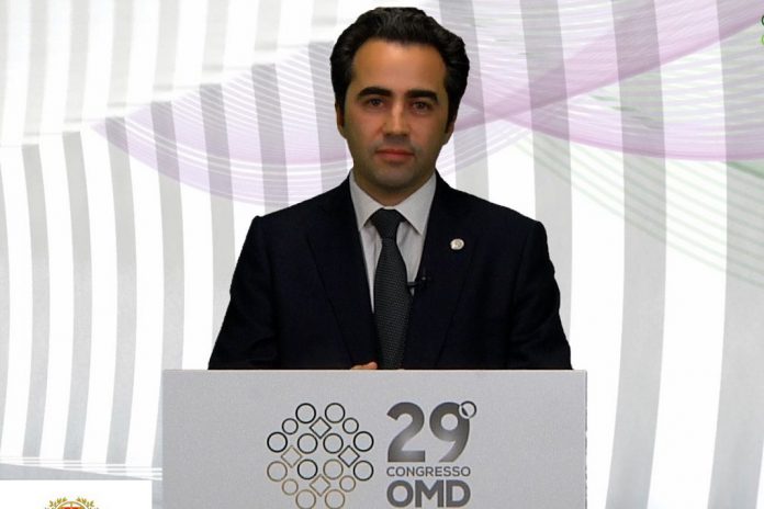 Médicos Dentistas querem 30% do imposto especial sobre refrigerantes afeto à saúde oral Médicos Dentistas querem 30% do imposto especial sobre refrigerantes afeto à saúde oral