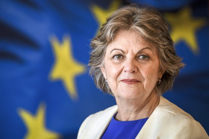 Fundos europeus exigem estratégia de especialização inteligente Fundos europeus exigem estratégia de especialização inteligente