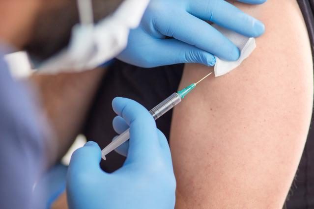 Ministério da Saúde: utilização indevida das vacinas COVID-19 é inaceitável