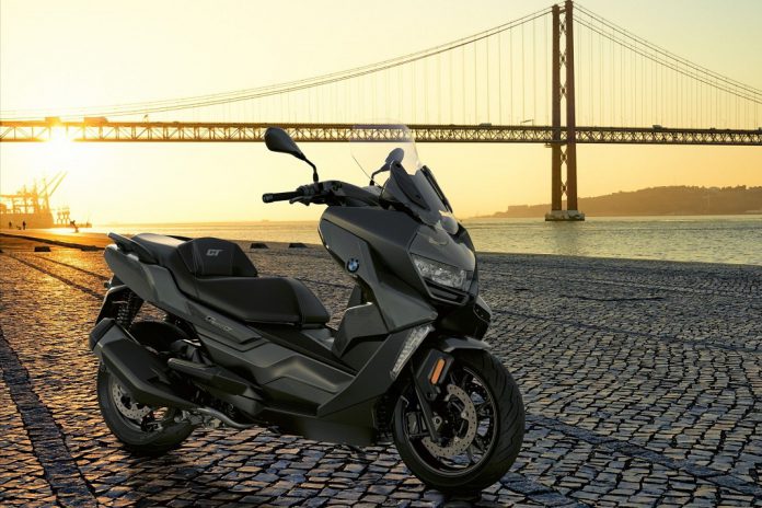 BMW Motorrad apresenta as novas BMW C 400 X e C 400 GT