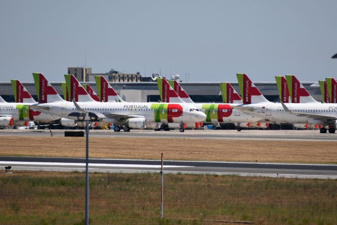 Portugal suspende voos de e para o Brasil