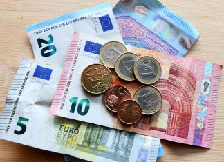 Eurogrupo está pronto a ajudar a Hungria na adesão ao Euro