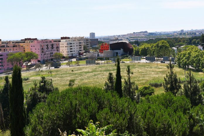 Câmara de Lisboa quer levar habitação acessível para o Alto do Restelo