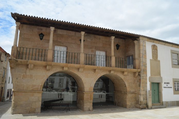 Museu de Miranda restaura obra de arte - Crucifixo do século XVI