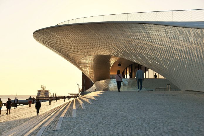 Exposições, eventos e visitas na agenda cultural de maio no MAAT