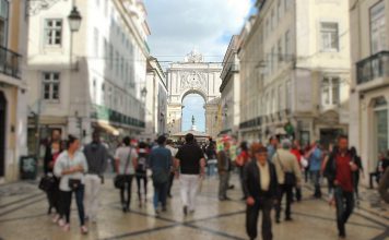 Reforçado o policiamento em zonas turísticas de Lisboa Reforçado o policiamento em zonas turísticas de Lisboa