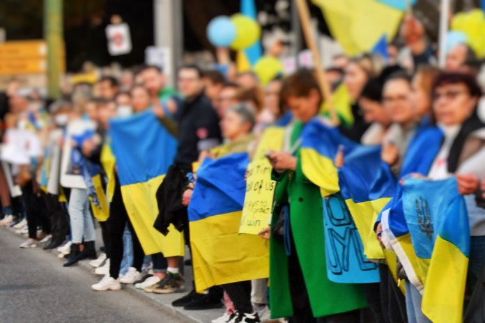 Comissão Europeia propõe alterar Orçamento 2022 para apoiar Ucrânia
