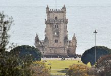 Concerto do Bicentenário da Independência do Brasil no jardim da Torre de Belém em Lisboa