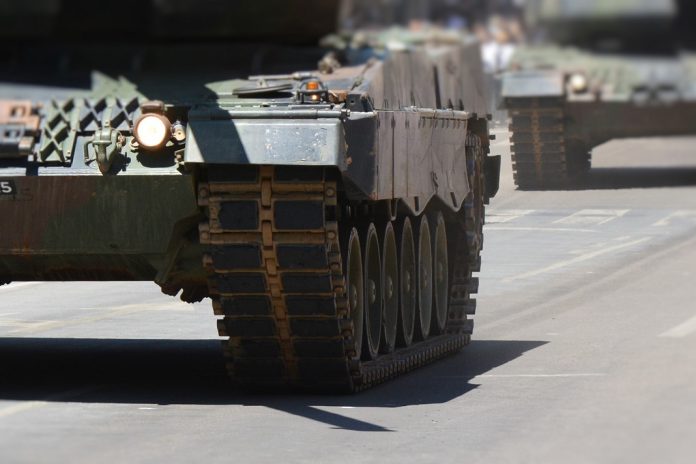 Parlamento Europeu aprova compra de munições e misseis para a Ucrânia