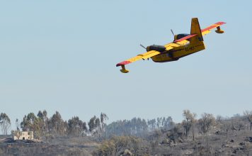 União Europeia duplica frota área de combate a incêndios