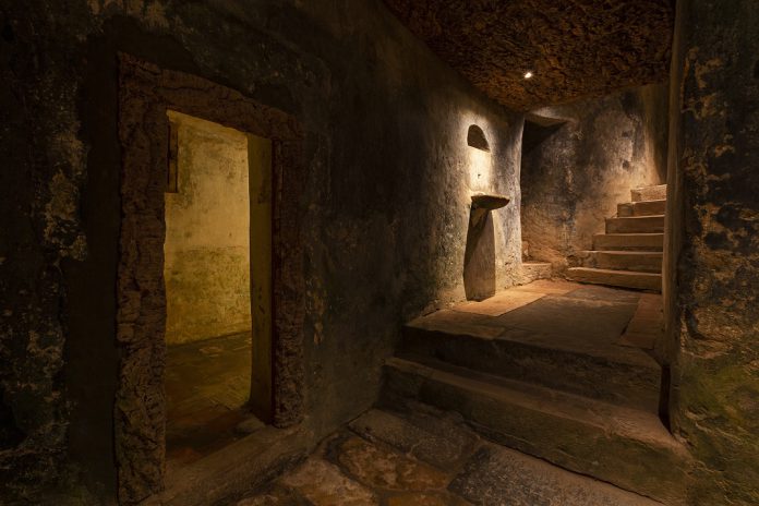 Sintra: Visitas noturnas com figuração no Convento dos Capuchos