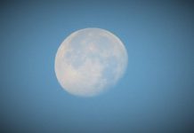 Nave espacial russa "Luna-25" colide com superfície da Lua