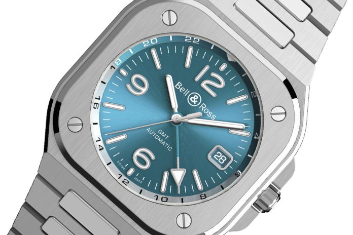 Relógio BR 05 GMT Sky Blue da Bell & Ross com funcionalidade aeronáutica