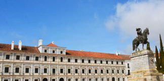 Vila Viçosa: Concerto de Reis da Fundação da Casa de Bragança com Ricardo Ribeiro e cante alentejano “Os Garridos”