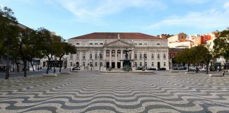 “Sumário: Auto da Barca do Inferno” leva sala de aula ao Teatro Nacional D. Maria II “Sumário: Auto da Barca do Inferno” leva sala de aula ao Teatro Nacional D. Maria II
