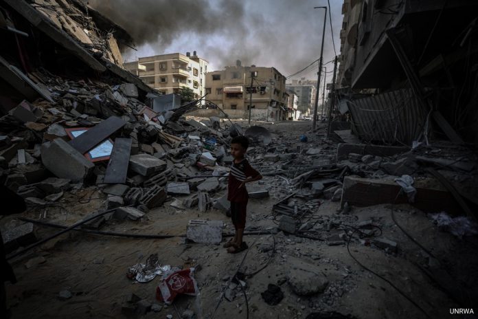 Gaza sob bombardeamento e sem ajuda humanitária