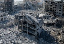 Desabamento de edifício em Gaza pode ter colocado sob escombros 100 pessoas e Coordenador Humanitário das Nações Unidas apela pela entrada de ajuda Desabamento de edifício em Gaza pode ter colocado sob escombros 100 pessoas e Coordenador Humanitário das Nações Unidas apela pela entrada de ajuda