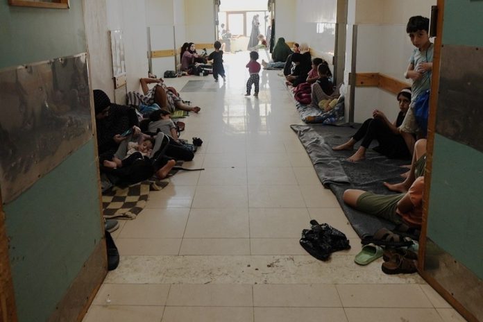 Gaza: pacientes e pessoal do hospital Al-Shifa forçados a sair – relato de 18 de novembro