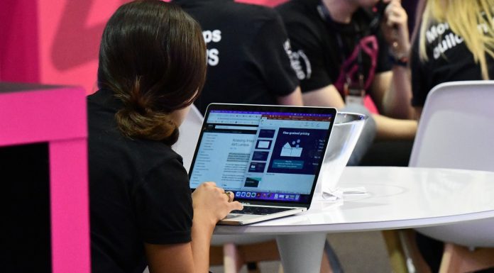 Propostas de patrocínio a criadores de conteúdos podem ter como objetivo o roubo dos acessos às contas Google Propostas de patrocínio a criadores de conteúdos podem ter como objetivo o roubo dos acessos às contas Google