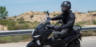 Mota elétrica Velca ONE que supera moto de combustão 125