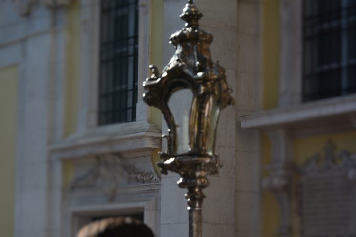 As celebrações da Semana Santa, em Valença, decorrem de dia 17 de março, com a Procissão dos Passos, até dia 1 de abril.