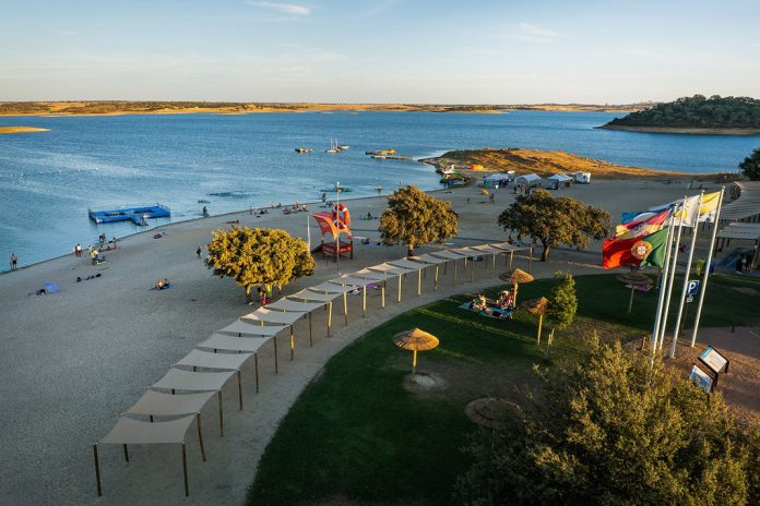 Sunset Monsaraz Beach Fest na abertura da época balnear na praia fluvial de Monsaraz