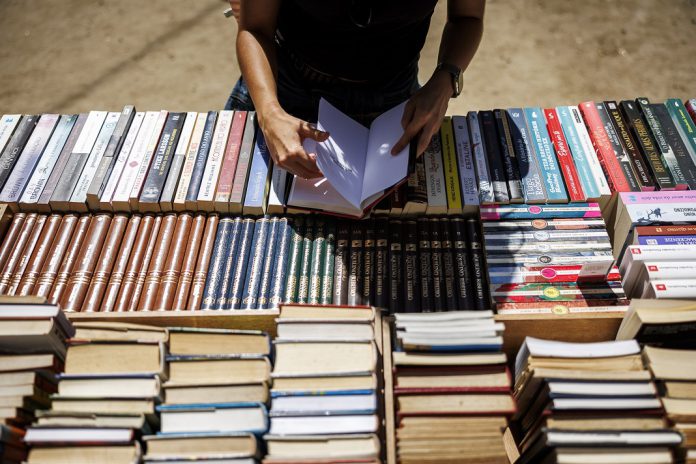 Feira do Livro do Porto com homenagem ao poeta Eugénio de Andrade