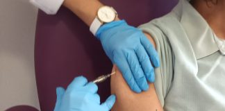 Vacinas COVID–19 atualizadas da Moderna recebem aprovação nos EUA Vacinas COVID-19 atualizadas da Moderna recebem aprovação nos EUA