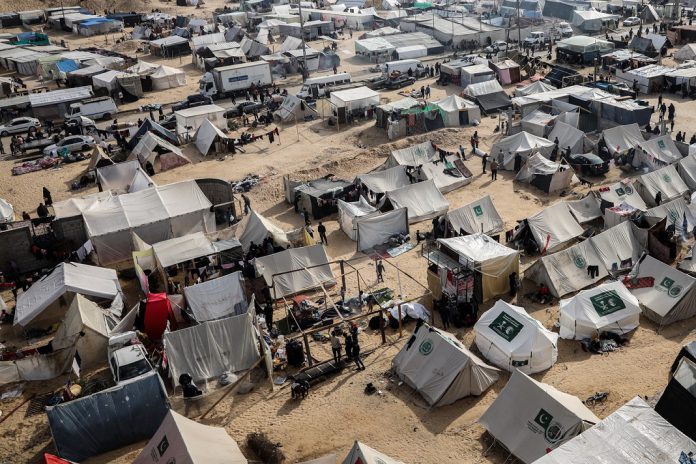 Responsável da ajuda humanitária da ONU faz apelo para salvar palestinianos em Gaza Responsável da ajuda humanitária da ONU faz apelo para salvar palestinianos em Gaza