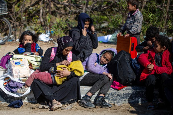 OMS: segunda dose da vacinação contra a poliomielite decorre em Gaza onde os cuidados médicos continuam a ser atacados OMS: segunda dose da vacinação contra a poliomielite decorre em Gaza onde os cuidados médicos continuam a ser atacados