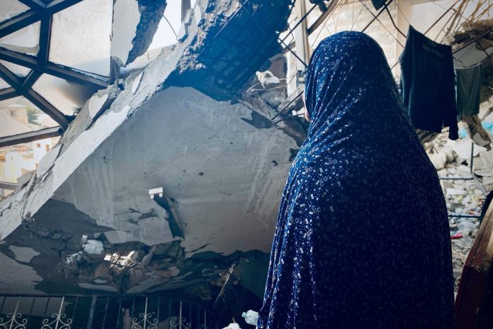 Em Gaza as forças israelitas continuam a limitar o auxílio quando aumenta o rigor do inverno e as doenças Em Gaza as forças israelitas continuam a limitar o auxílio quando aumenta o rigor do inverno e as doenças