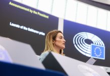 Roberta Metsola considera prioridade manter acordo de cessar-fogo em Gaza e libertação dos reféns